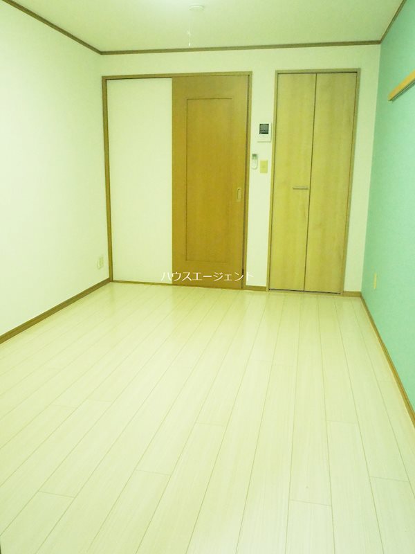 居室・リビング　6帖あり使いやすいお部屋です。