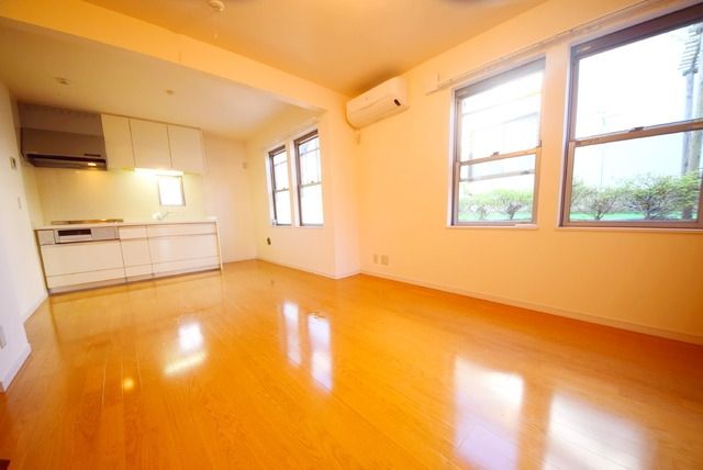 居室・リビング　★★広いリビング★★