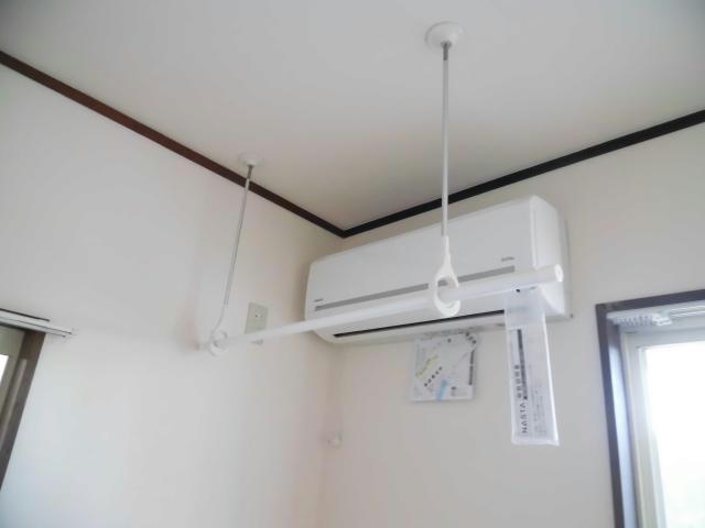 その他設備　室内物干し機