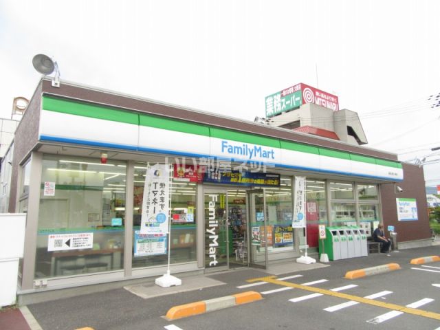 コンビニ　ファミリーマート福知山蛇ヶ端店（コンビニ）まで621m
