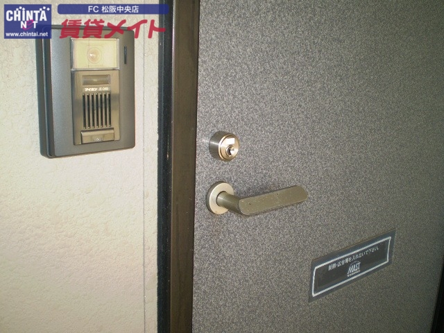 セキュリティ　同型参考写真