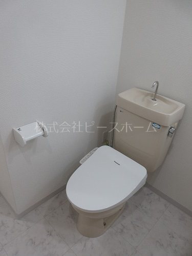 トイレ　別号室参考写真