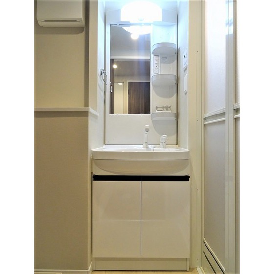 洗面設備　朝の始まりはここから