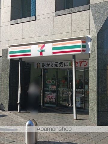 コンビニ　セブンイレブン（コンビニ）まで114m