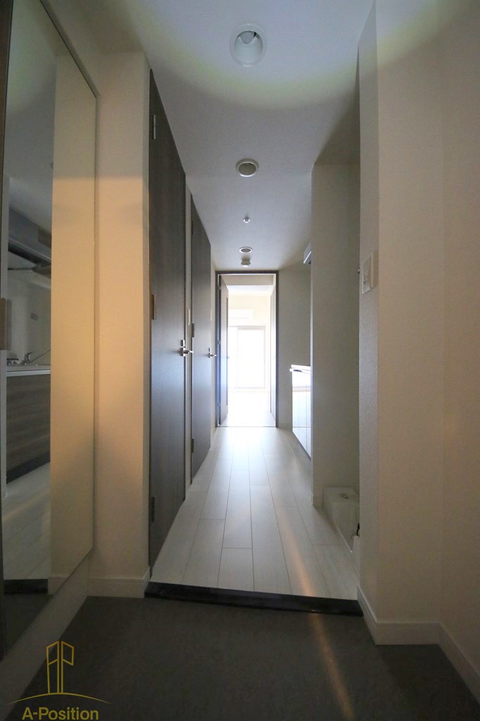 玄関　プレサンス大手前ピリオド