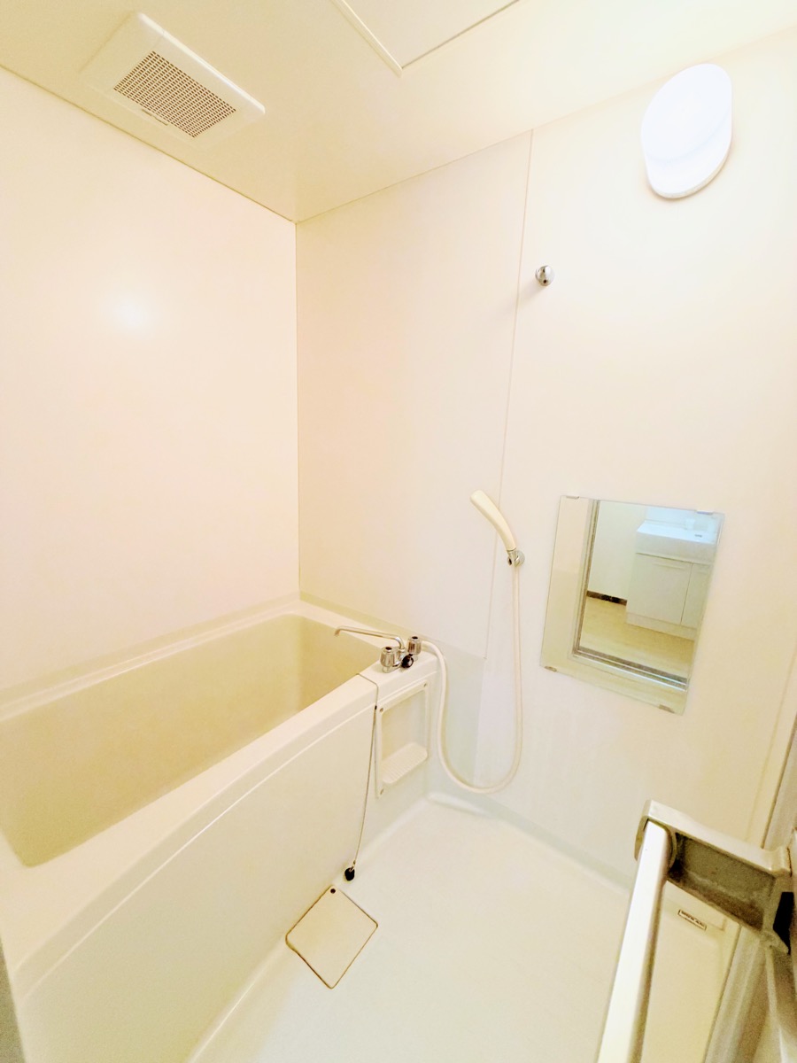 新柏原ビレッジ2号棟の風呂写真