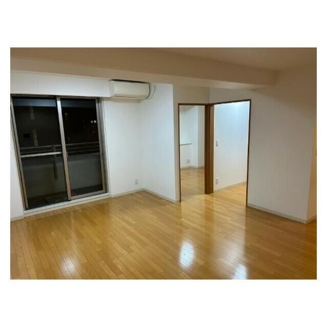 居室・リビング　※別部屋参考写真