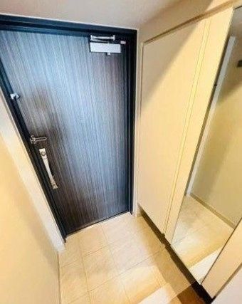 玄関　別タイプ部屋　参考写真です