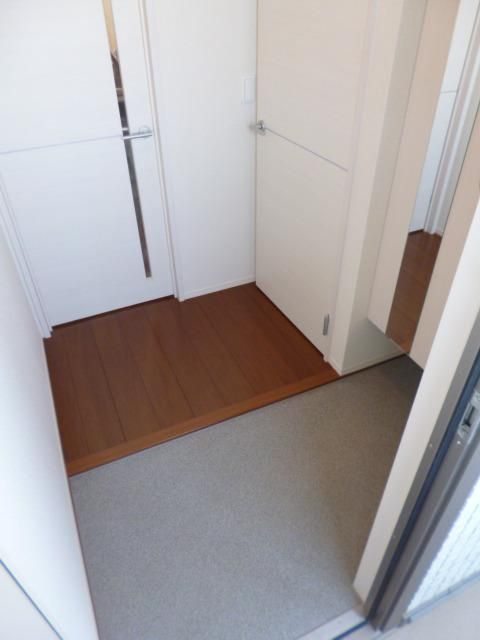 玄関　※同タイプのイメージ写真
