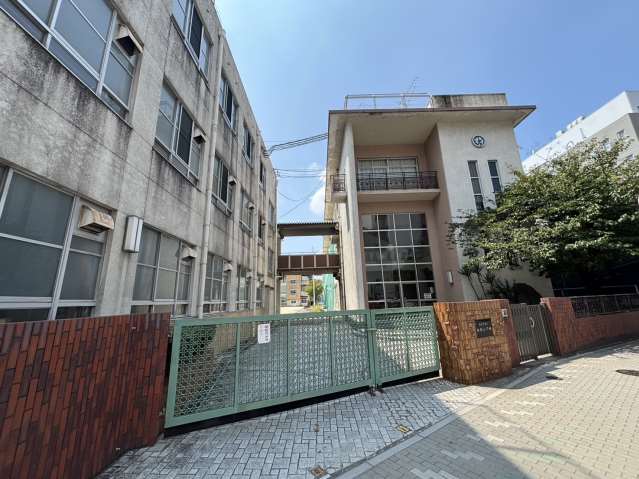 小学校　牧野小学校トワイライトスクール（小学校）まで681m