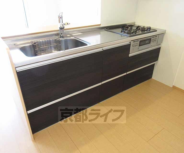キッチン　広いので作業がしやすいです！