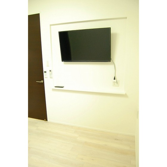その他　４０インチテレビ