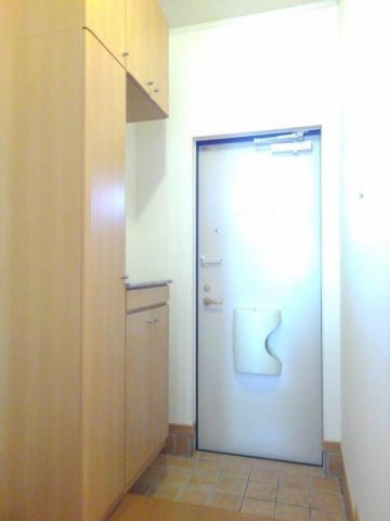 玄関　シンプルで使いやすい玄関です