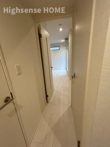玄関　収納もある玄関です