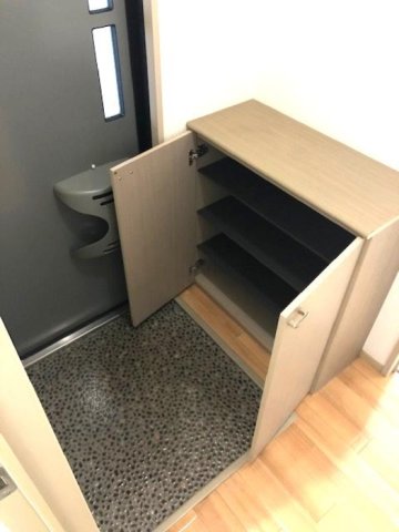 玄関　シューズボックス