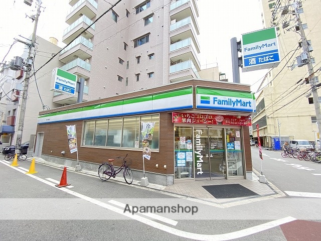 コンビニ　ファミリーマート黒門市場東店（コンビニ）まで177m