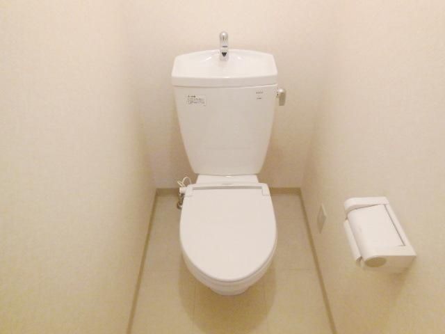 トイレ　★お部屋探しは株式会社タウンハウジング東京まで★