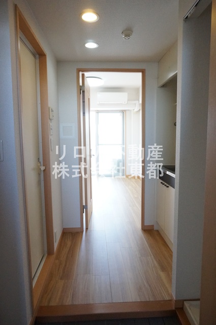 玄関　玄関から見たお部屋です☆