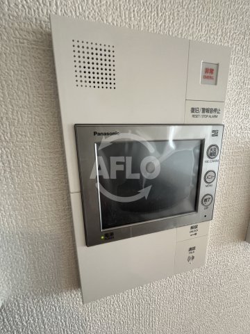 セキュリティ　モニター付きインターホン