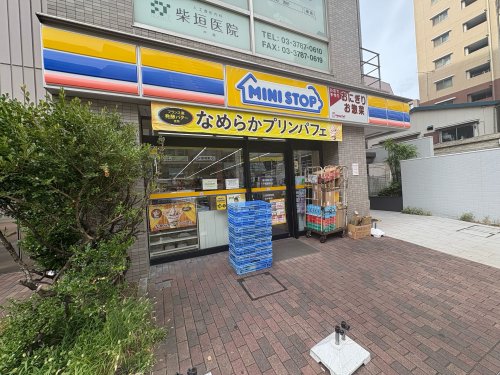 コンビニ　ミニストップ 戸越駅前店（コンビニ）まで87m
