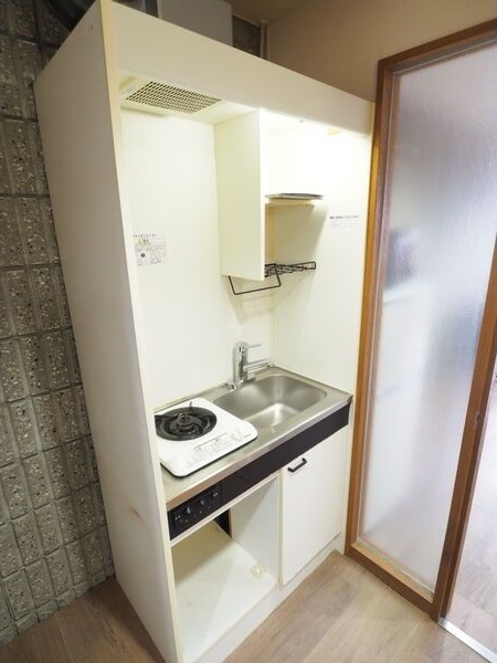 キッチン　同一物件参考写真
