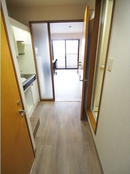玄関　同一物件参考写真
