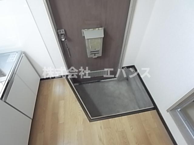 玄関　落ち着いた玄関です