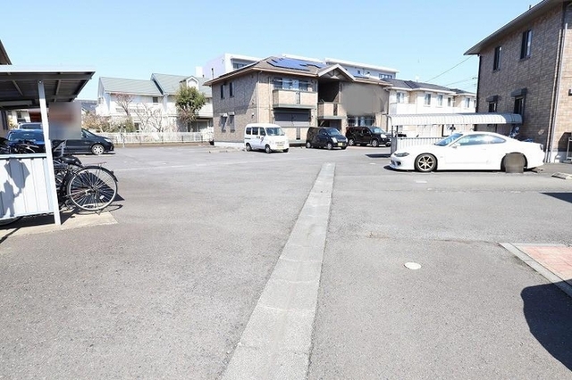 駐車場　駐車場