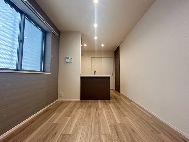 シックピエス西宮北口の居間写真
