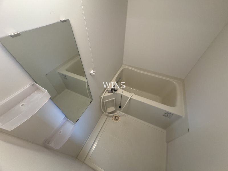 バス・シャワールーム　別部屋参考写真です