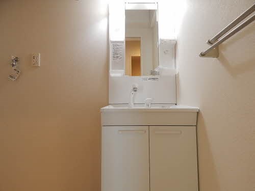 洗面設備　※同物件別部屋参考画像