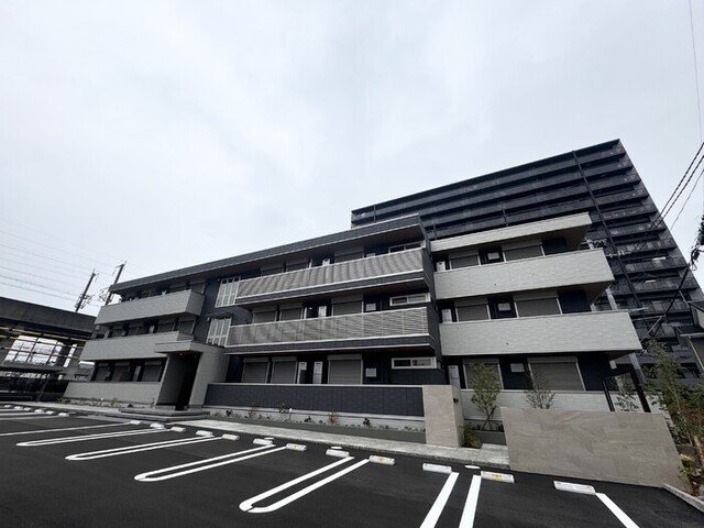 建物外観　ＣＬＡＳＳＥＵＭ元今泉