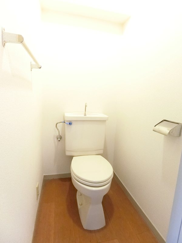 トイレ　独立トイレです