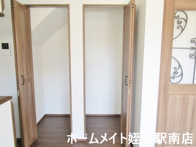 収納　★各部屋に収納付き★