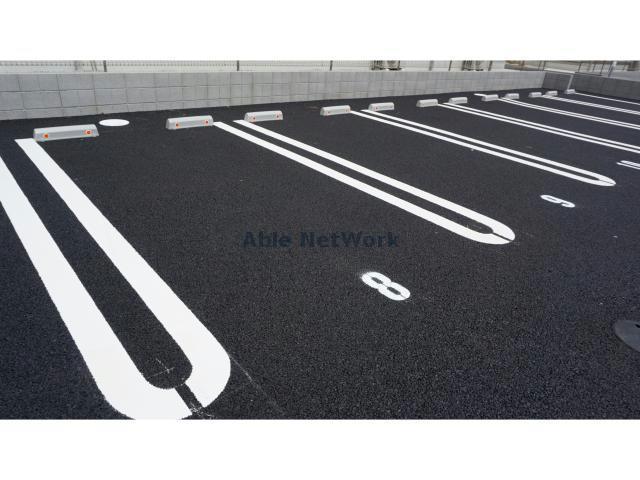 駐車場　駐車場