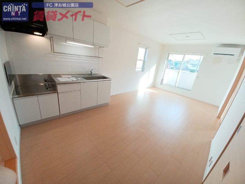居室・リビング　別部屋参考写真