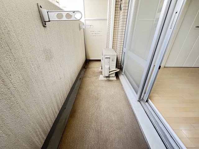 バルコニー　落ち着いた時間を過ごせるバルコニーです