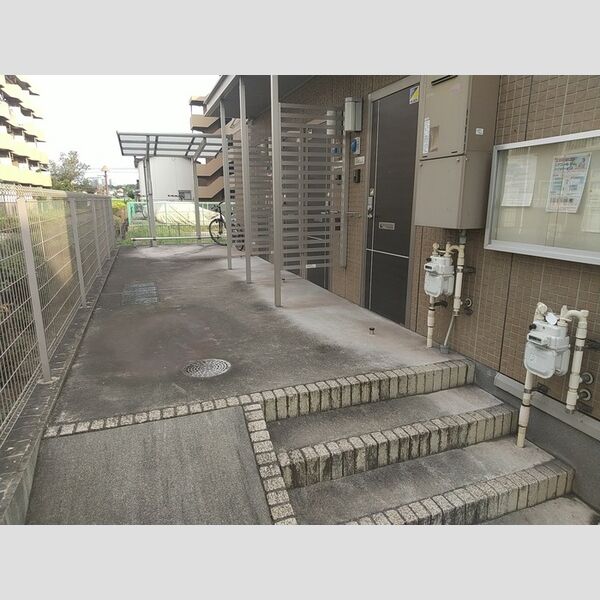 エントランス　廊下