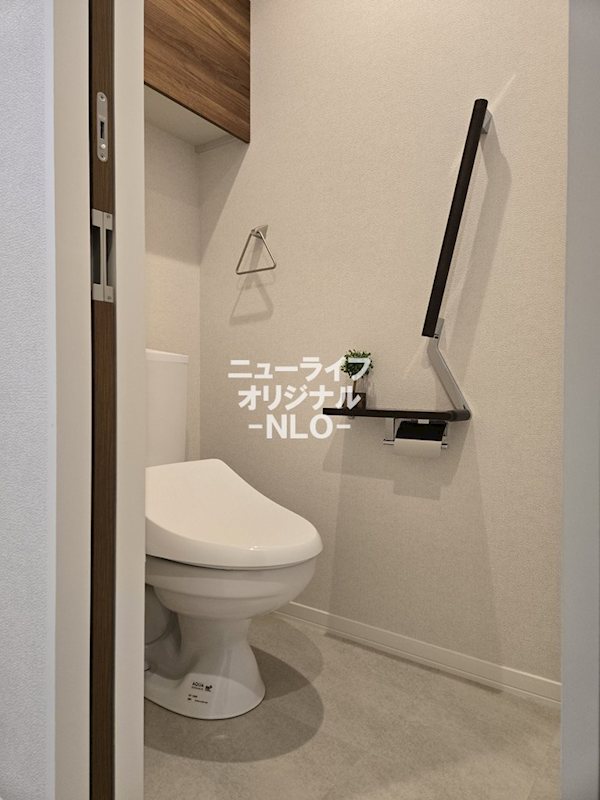 トイレ　洗浄力と快適さを兼ね備えた温水洗浄便座付きトイレ☆