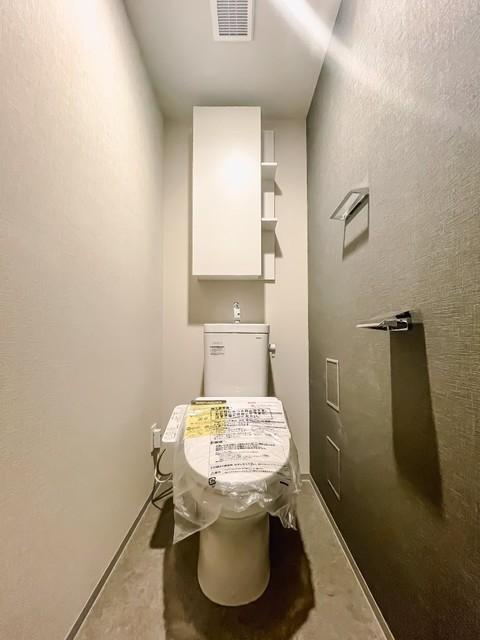 トイレ　※写真は同タイプ住戸です。