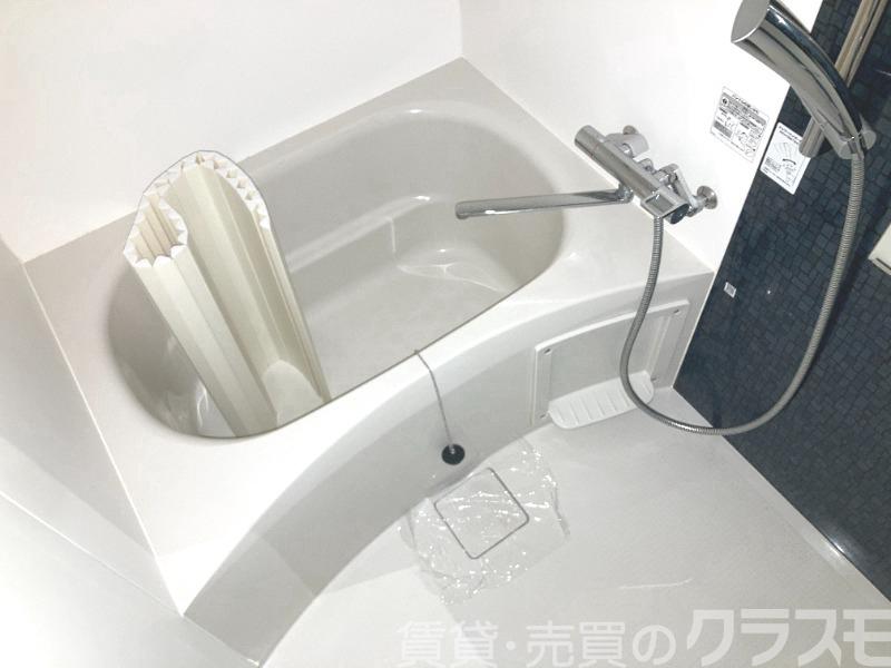 バス・シャワールーム　浴室乾燥機付きバス♪