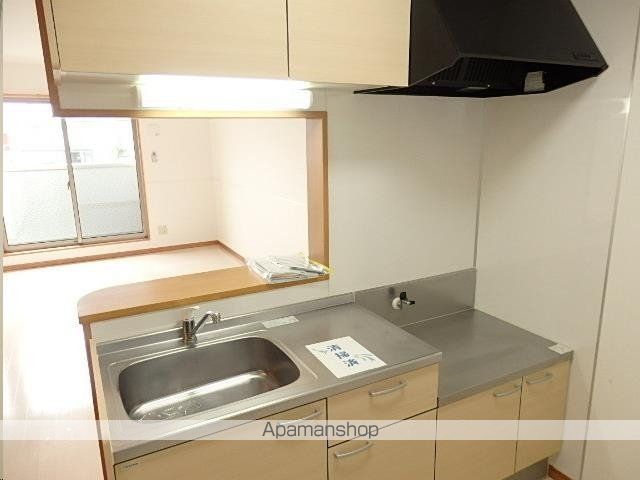 仙台市地下鉄南北線 富沢駅 徒歩7分 2階建 築13年のキッチン写真