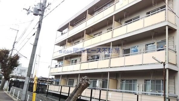 宮町コーポラスの外観写真