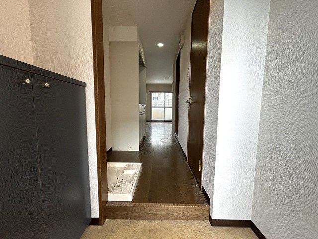 玄関　参考写真。