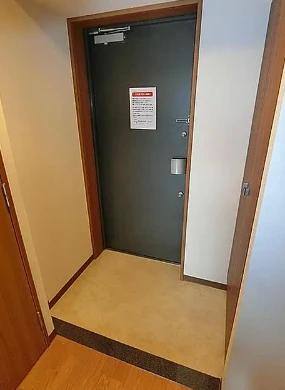 つくばエクスプレス 秋葉原駅 徒歩8分 12階建 築16年の玄関写真