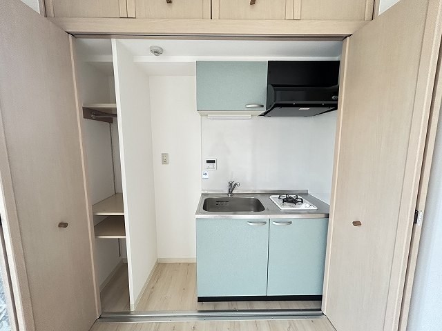 キッチン　同マンション別部屋