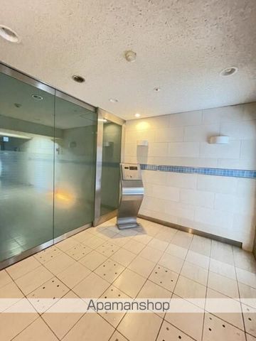 都営三田線 板橋本町駅 徒歩3分 10階建 築22年の外観写真