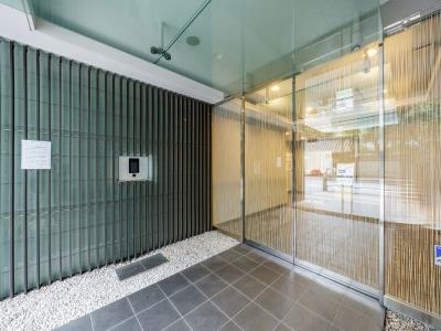 都営浅草線 大門駅 徒歩4分 12階建 築21年の外観写真