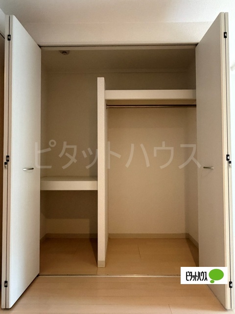 収納　クローゼット