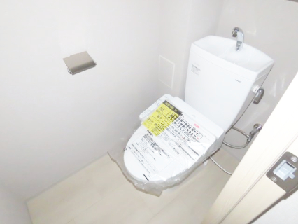 ＪＲ総武線 津田沼駅 徒歩8分 10階建 築1年のトイレ写真